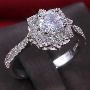 1 CT Solitaire Round Diamond Flower Wedding Ring